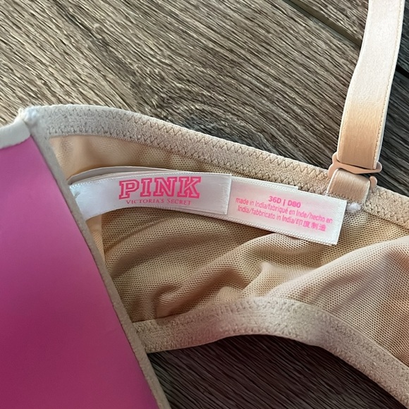 Pink by Victoria’s Secret wear everywhere front closure push up
Bra 36D - Picture 3 of 4